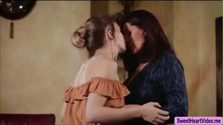 Hedera Wolfe expandit crura Magdalene StMichaels licks eam pussy