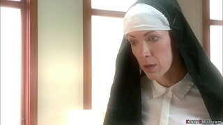 Post duos pullos peccatores Domus Vulpes et Kiki Vidis nugas Soror Rosea, et soror mittere sacerdos James Deen punire eos cum dick in lignum unum et magnus gallus