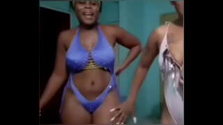 (NN) Amor eos gyros, et accentus