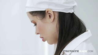 Гадуур хооллох гал тогооны! Сэтгэл татам бяцхан хүүгийн Cassie Гал баяртай гэж BBC-ийн мах авч, энэ нь гүн түүний pussy хүртэл энэ удаа зарим нэг шулуун гэдсээр! Bon Сонирхлыг! Бүрэн Flick &amp;amp; 1000s нь Илүү дээр PrivateBlack.com!