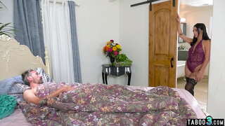 Vetus stepfather ani stupri eius invalidi latina stepdaughter