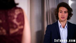 Promit Nox Pius Kindles Passionis Inter Bro, Et Sis