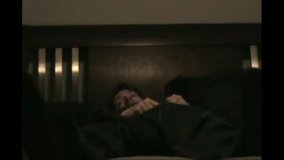 Petmine hoor naine saab tema tuss slamed poolt töökaaslane