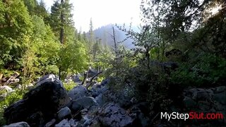 Puella sugit eam pater