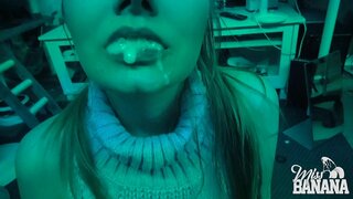 Thổi kèn trong bóng tối