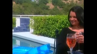 Calidum pictus pulchritudo cum corvus capillos dude seducit conservus in nunc ut maior discount in emptione domus